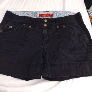 One 5 One Chino Style Soft Stretch Flat Front Shorts Black NWOT Size 8